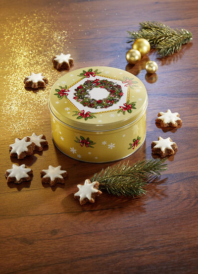 Metalen blik met kaneelsterren 