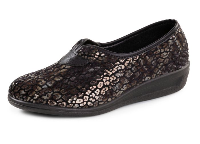 Slippers van fluweel met een print en een luipaarddessin 