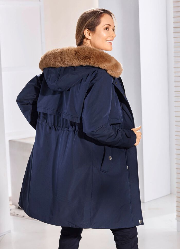 Korte jas met verborgen klittenbandsluiting 