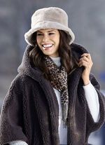 Sjaal met roofdierdessin 