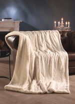 Gezellig dekentje van imitatiebont 