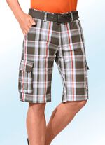 Bermudashort met riem en cargozakken in 2 kleuren 