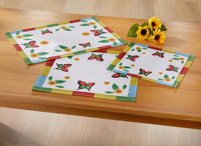 Kleurrijke tafel- en kamerdecoratie 